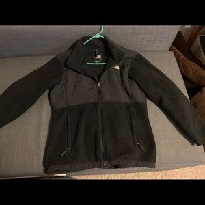 Black northface fleece jacket